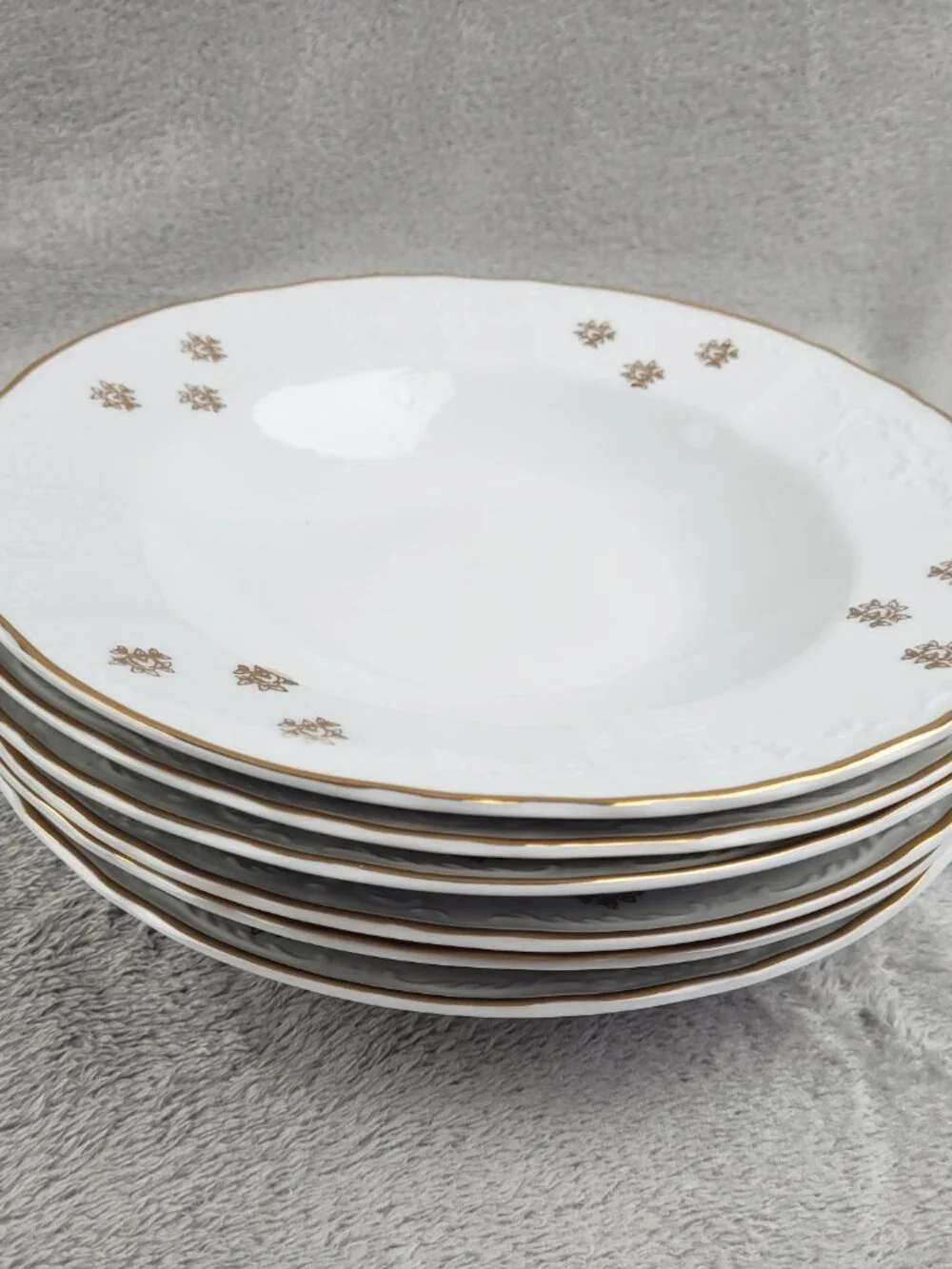 Concordia Lesov Bernadotte Czech 6 Porcelain Salad Soup Bowls White Gold Floral